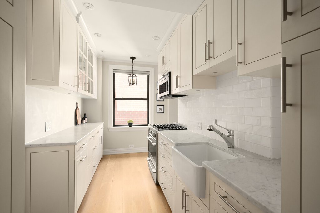 179 East 79th Street, Unit 16D photo 2