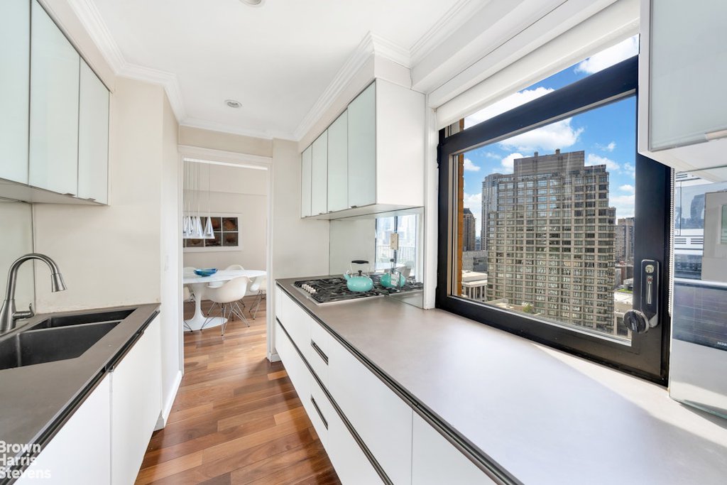10 West 66th Street, Unit 27F photo 5