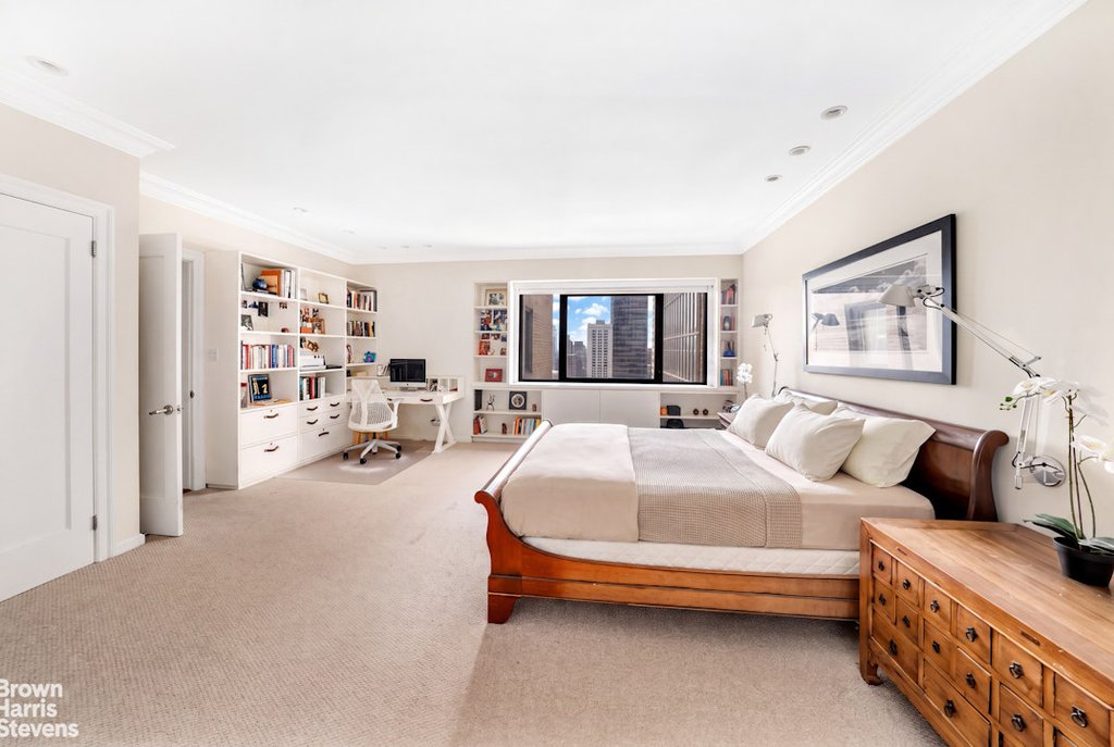 10 West 66th Street, Unit 27F photo 6
