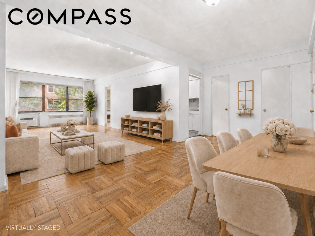 303 Beverley Road, Unit 1B