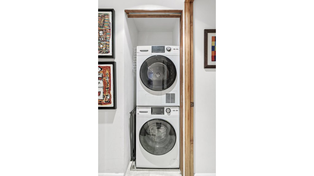 330 East 38th Street, Unit 43D photo 7
