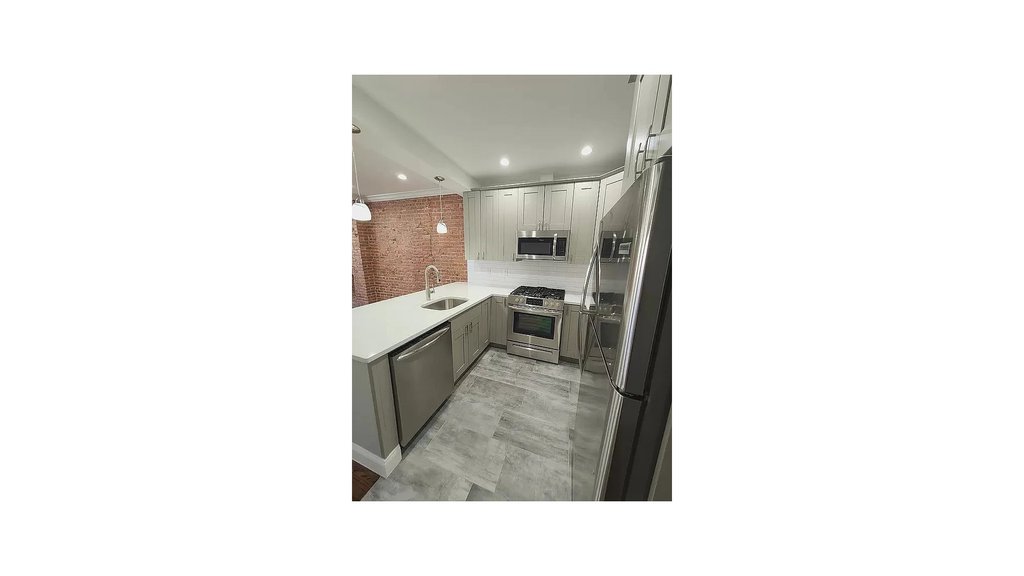 7012 Third Avenue, Unit TOP photo 2