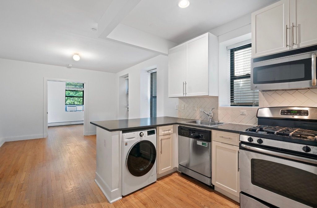 305 West 150th Street, Unit 306 photo 5