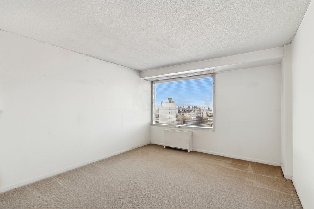180 Park Row, Unit 23D photo 7
