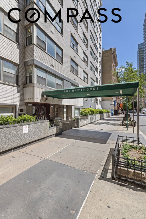 211 East 53rd Street, Unit 12H photo 6