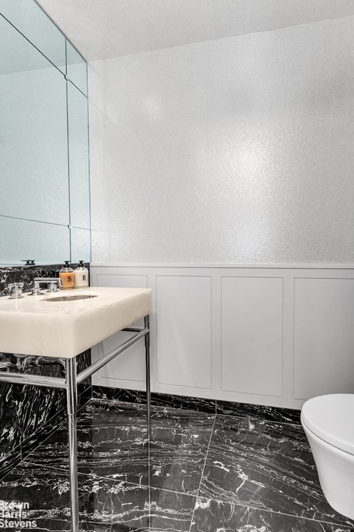 40 East End Avenue, Unit 11A photo 14