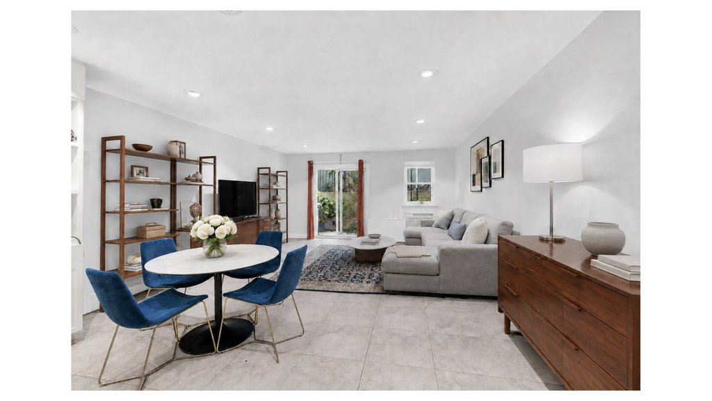 587 Warren Street – For Sale
