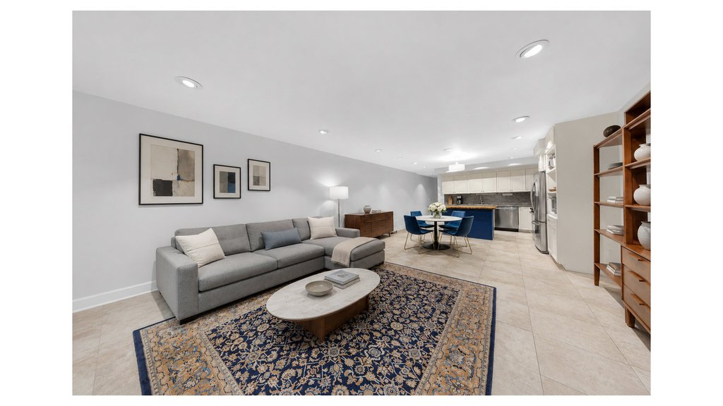 587 Warren Street – For Sale photo 4