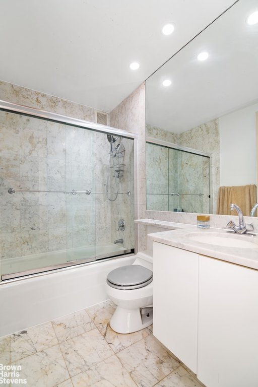 300 East 85th Street, Unit 702 photo 6