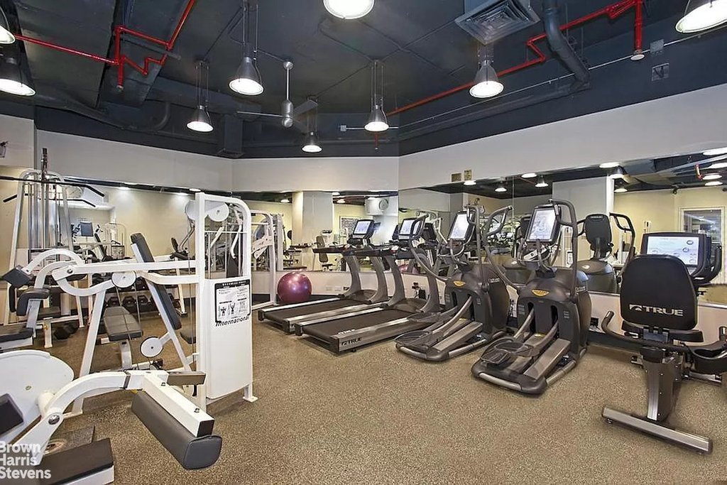 300 East 85th Street, Unit 702 photo 8