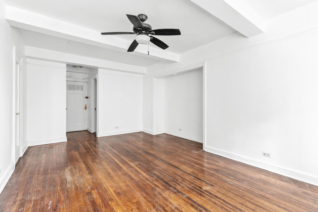 5 Tudor City Place, Unit A17 photo 4