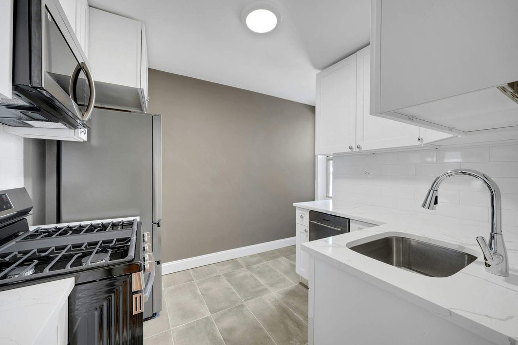 5650 Netherland Avenue, Unit 3C photo 7