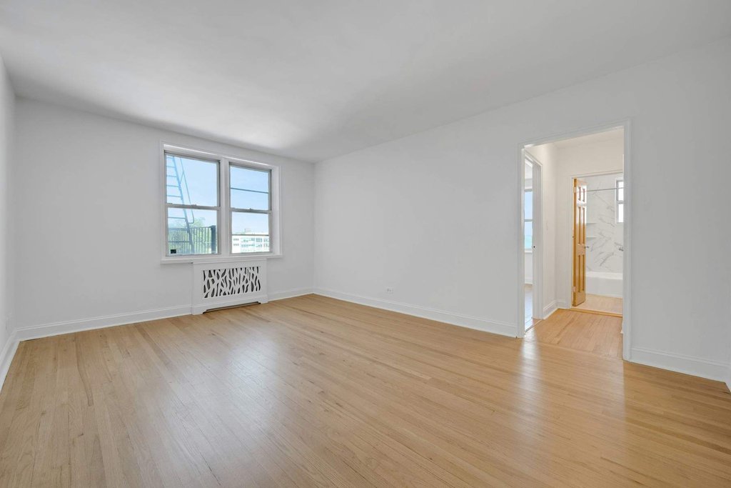 5650 Netherland Avenue, Unit 3C photo 10