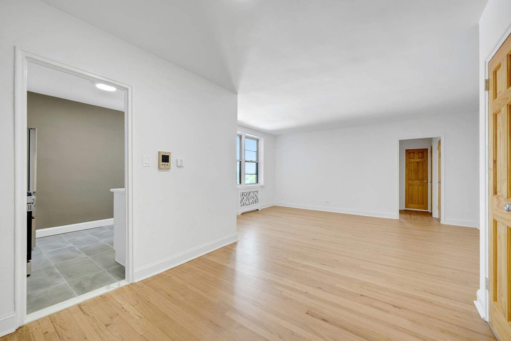 5650 Netherland Avenue, Unit 3C photo 19