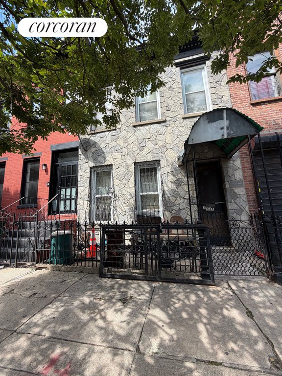 223 A Chauncey Street – For Sale