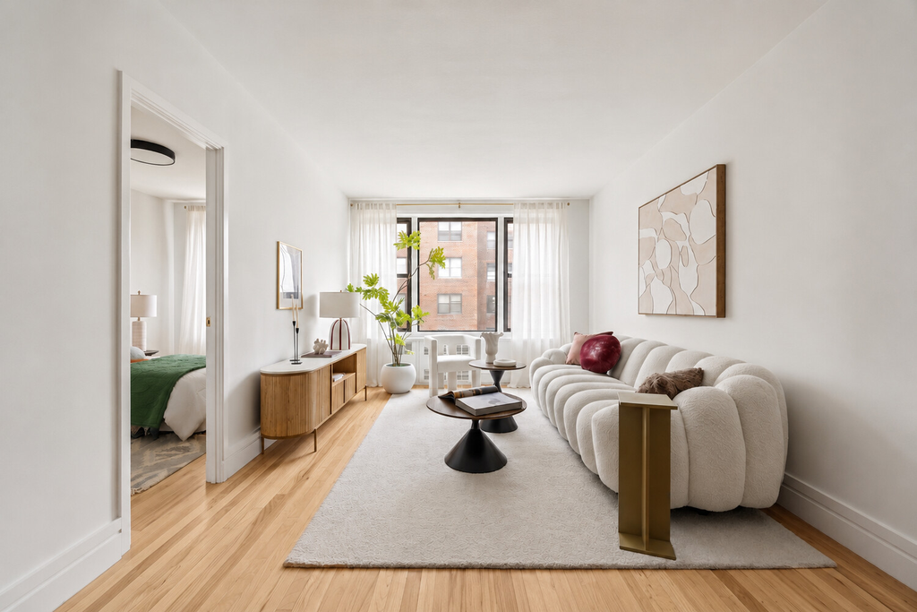 415 Beverley Road, Unit 6E