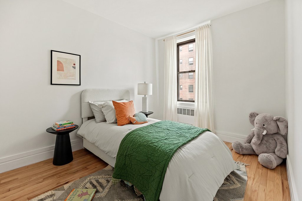 415 Beverley Road, Unit 6E photo 14