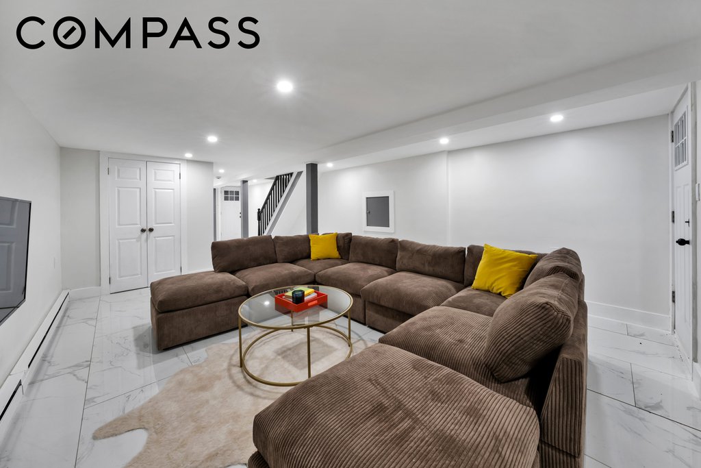 30 Marconi Place – For Sale photo 9
