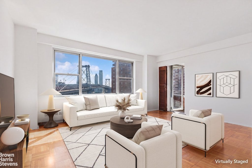 568 Grand Street, Unit J1204