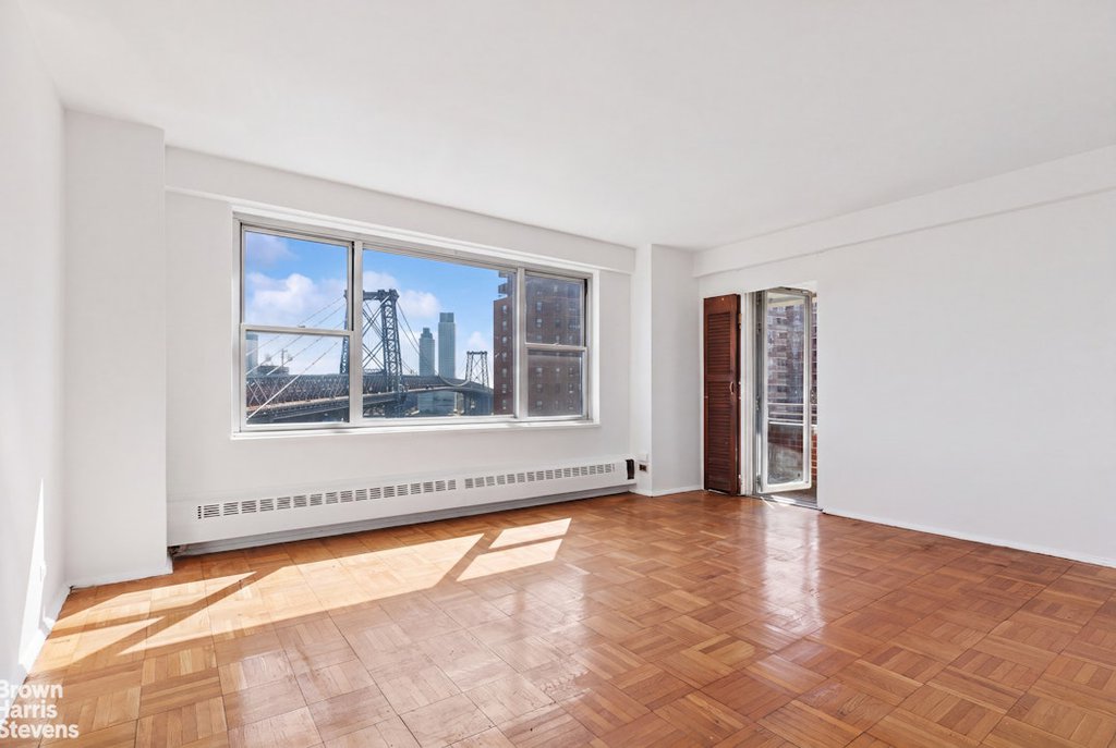 568 Grand Street, Unit J1204 photo 2