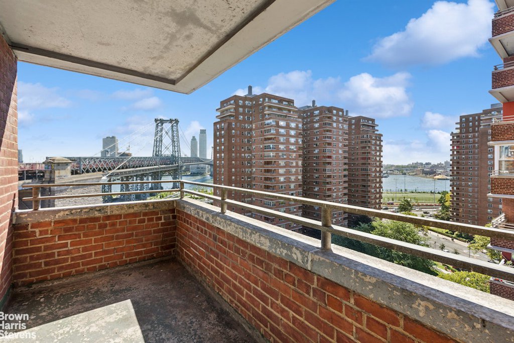 568 Grand Street, Unit J1204 photo 4