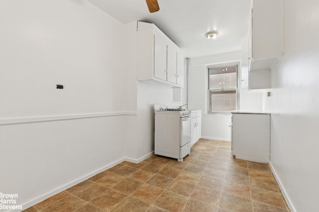 568 Grand Street, Unit J1204 photo 7