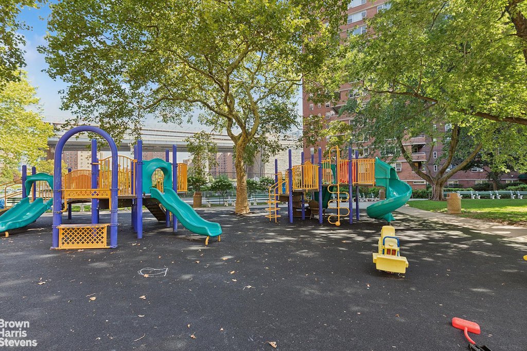 568 Grand Street, Unit J1204 photo 15