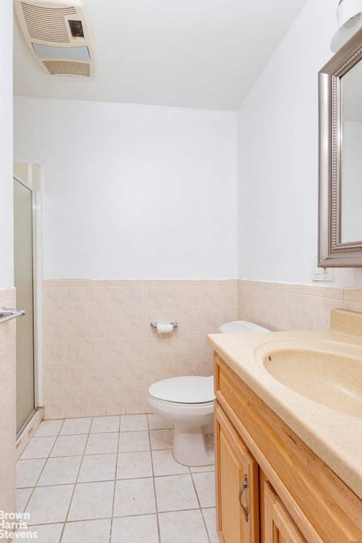 5637 Delafield Avenue – For Sale photo 20