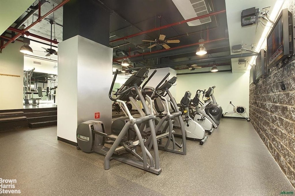 300 East 74th Street, Unit 17E photo 9