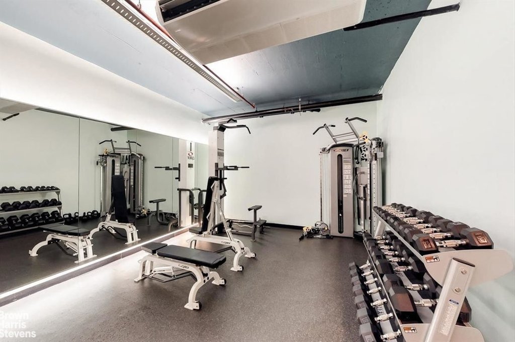 300 East 74th Street, Unit 17E photo 10
