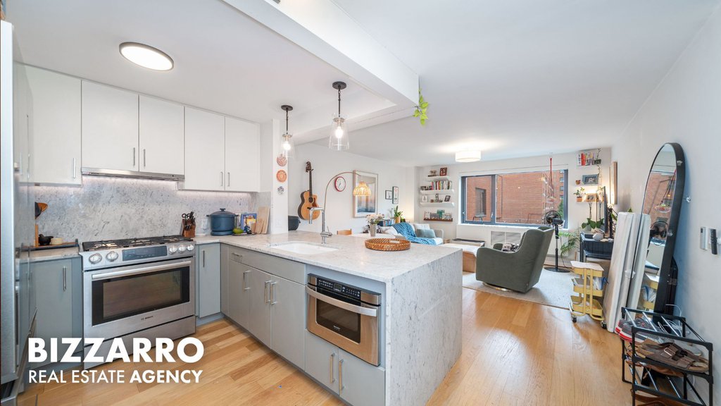 1325 Fifth Avenue, Unit 3M photo 3