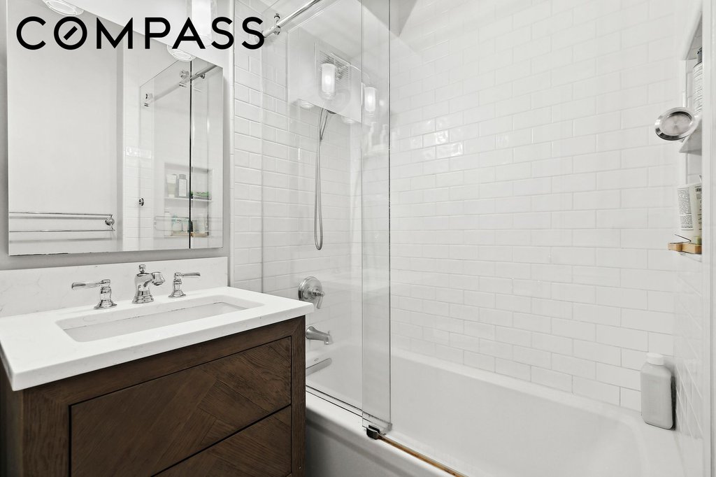 166 East 63rd Street, Unit 7E photo 7