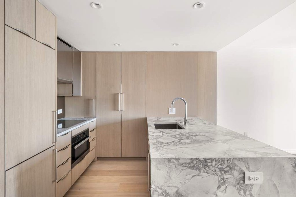 111 West 56th Street, Unit 38K photo 5