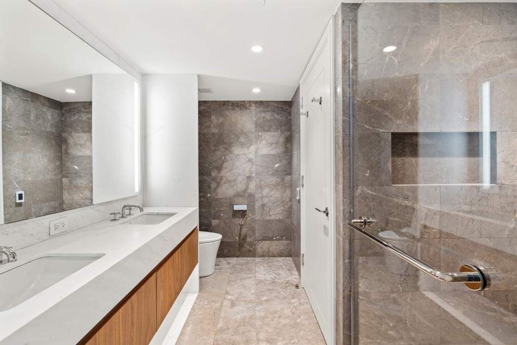 111 West 56th Street, Unit 38K photo 7