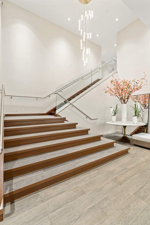 111 West 56th Street, Unit 38K photo 9