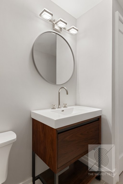 146 West 57th Street, Unit 6667E photo 6