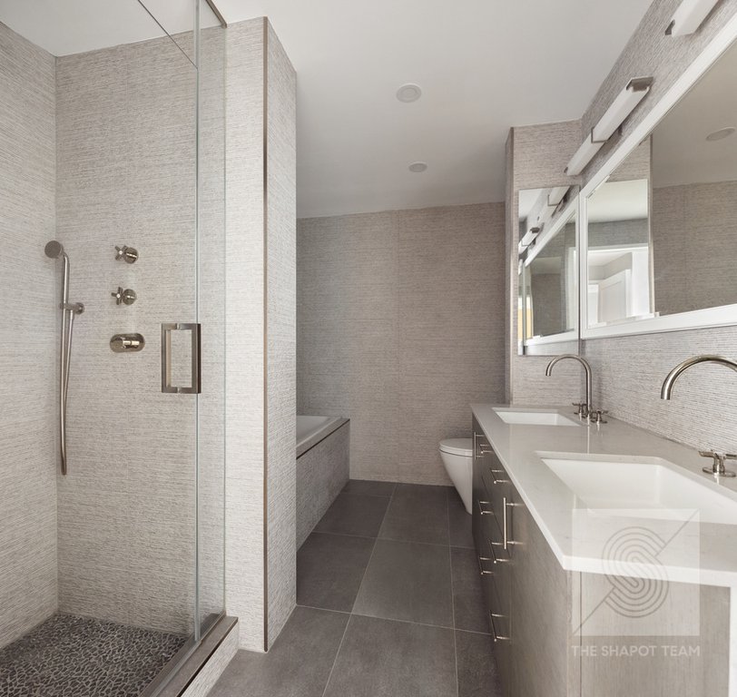 146 West 57th Street, Unit 6667E photo 8