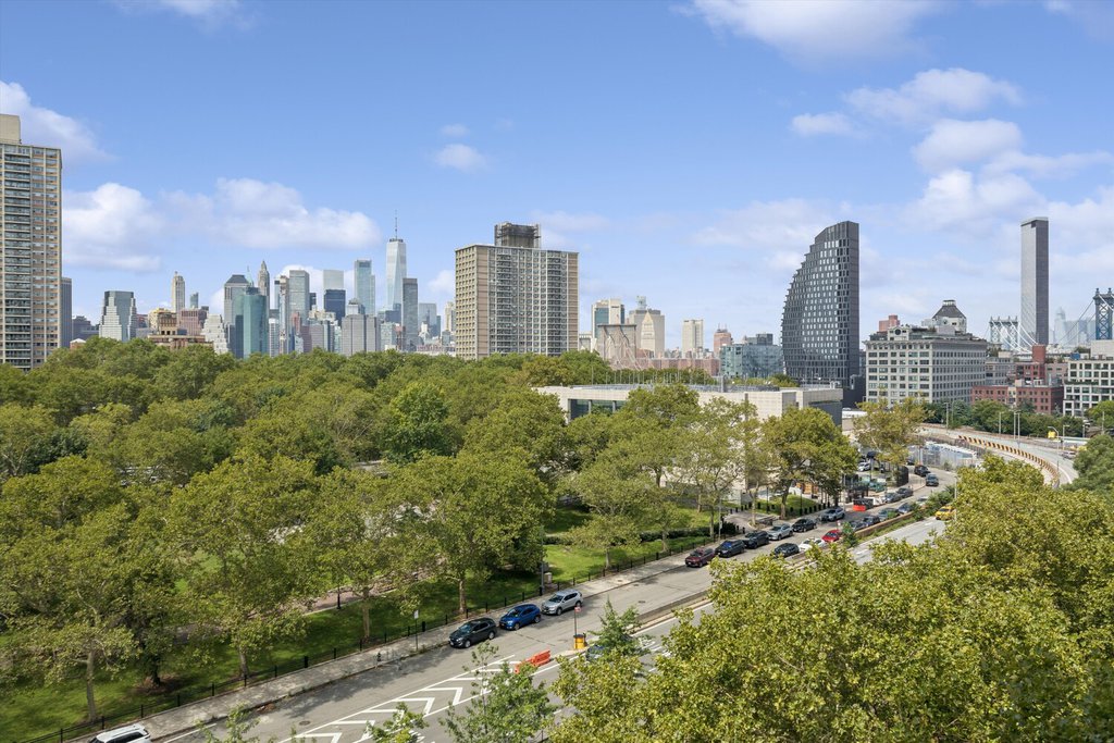 215 Adams Street, Unit 10B