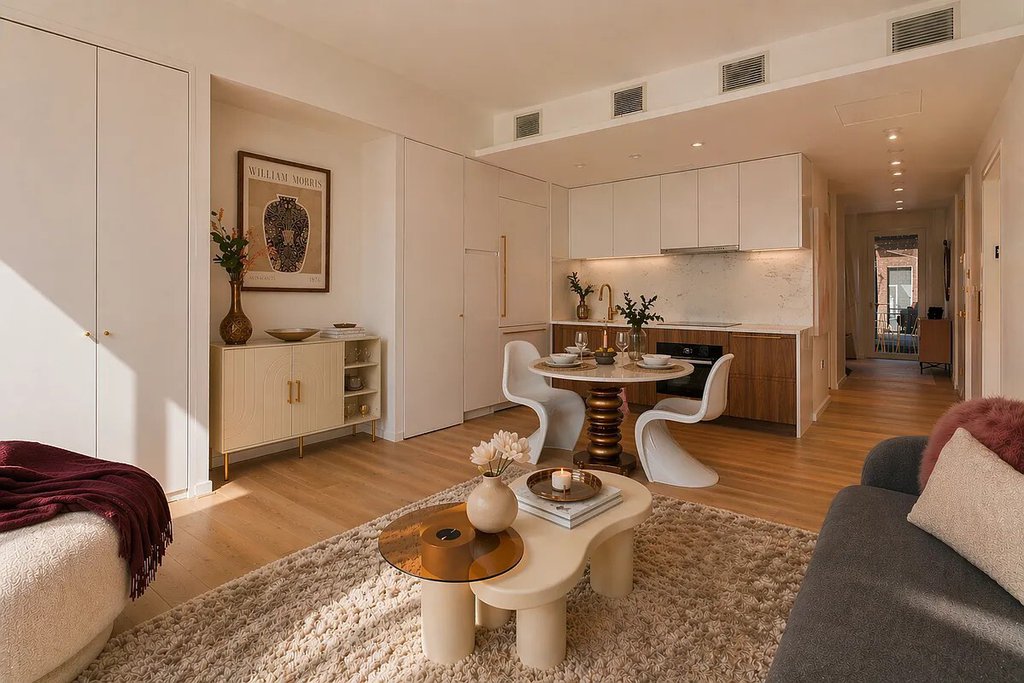 330 Grand Street, Unit 4A photo 3