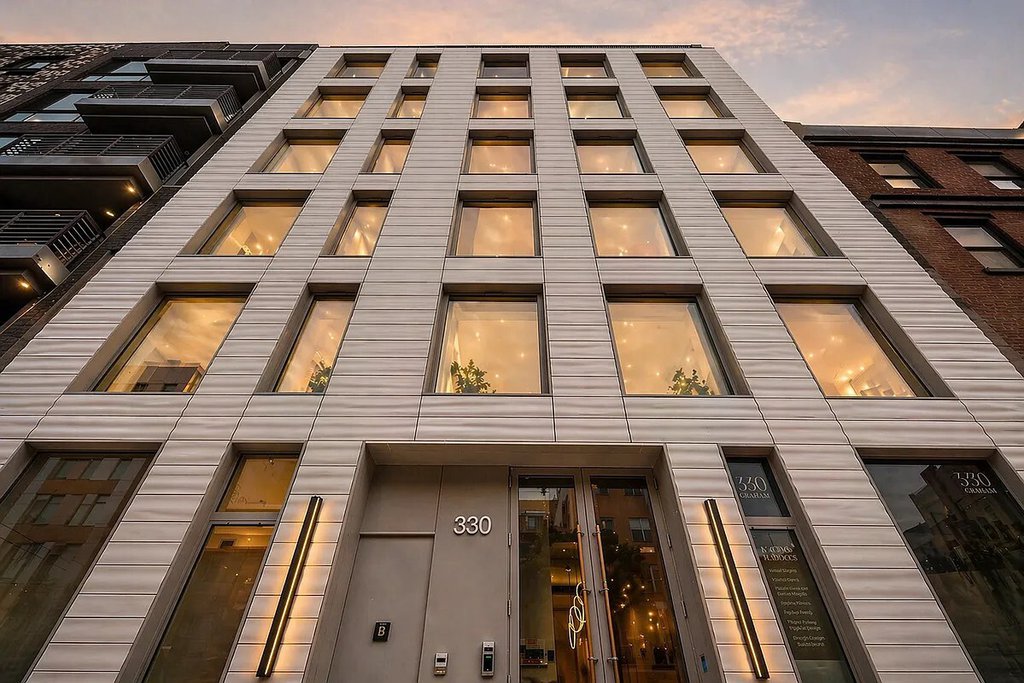 330 Grand Street, Unit 4A photo 14