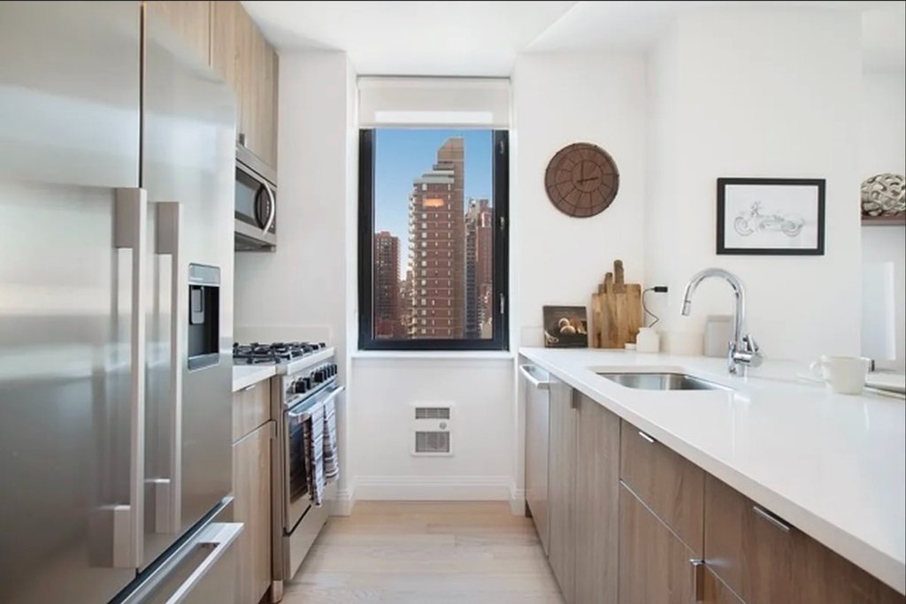 345 East 94th Street, Unit 27F photo 3