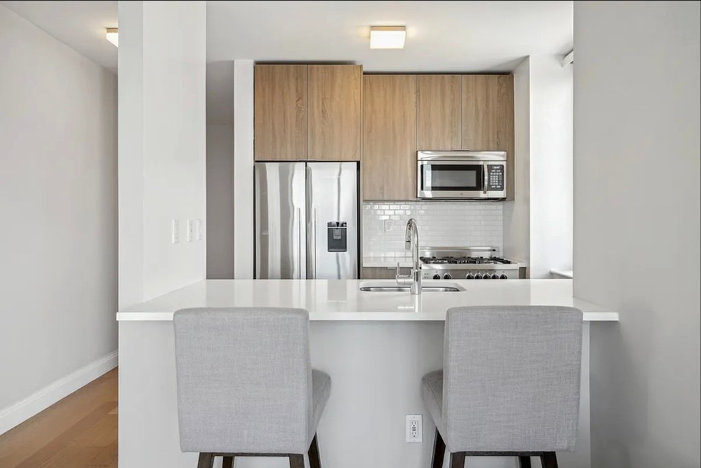 345 East 94th Street, Unit 27F photo 4