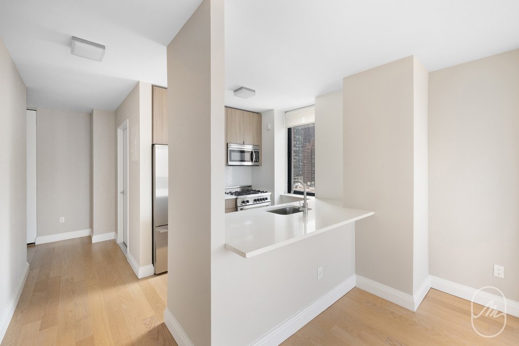 345 East 94th Street, Unit 22F photo 6