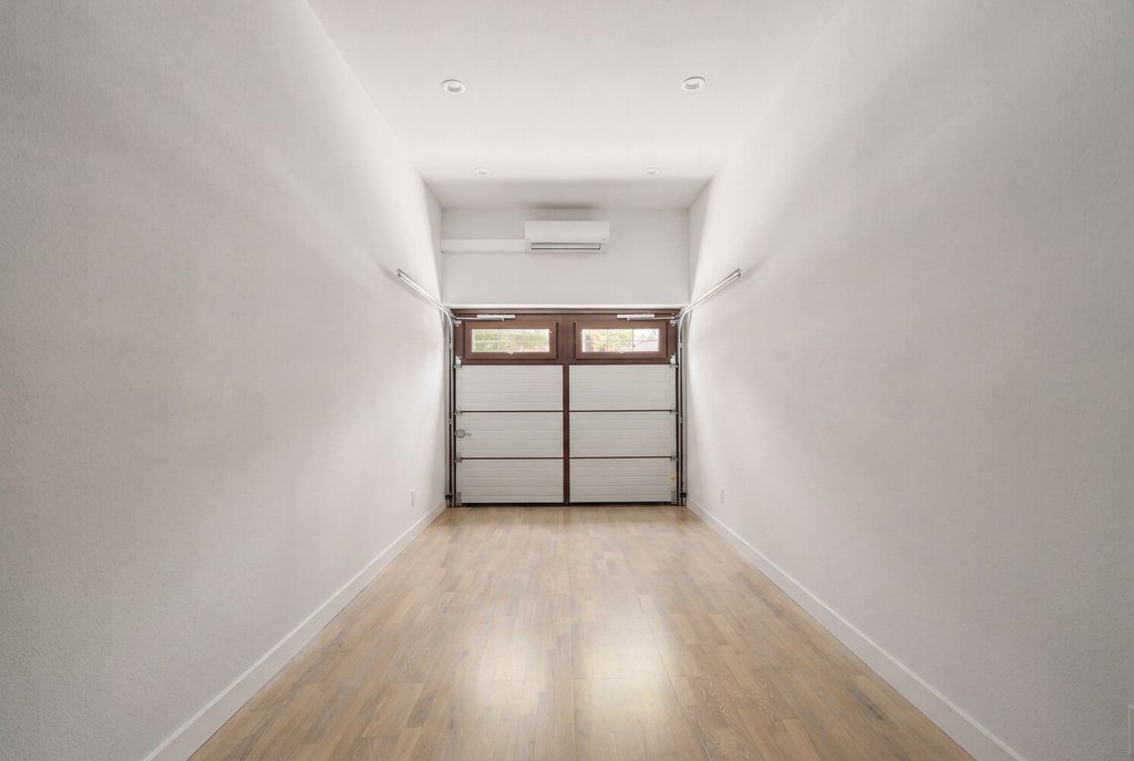 14-38 31st Road, Unit 1 photo 8