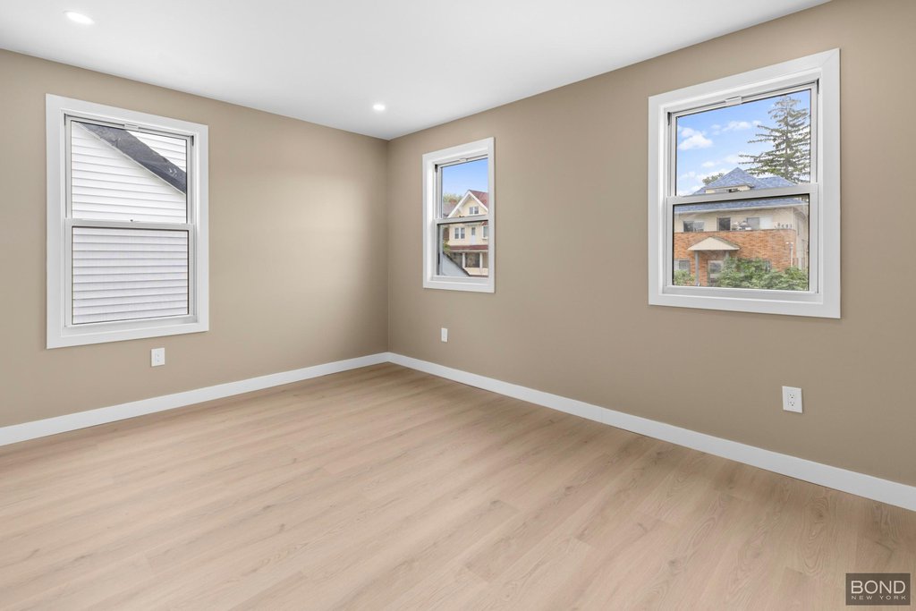 33-38 153rd Street – For Sale photo 7