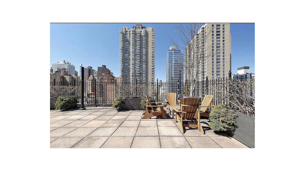 340 East 74th Street, Unit 1A photo 5