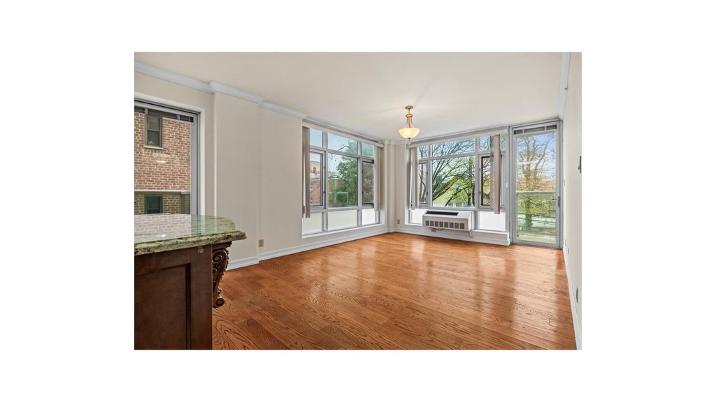 3511 Cambridge Avenue, Unit 3F