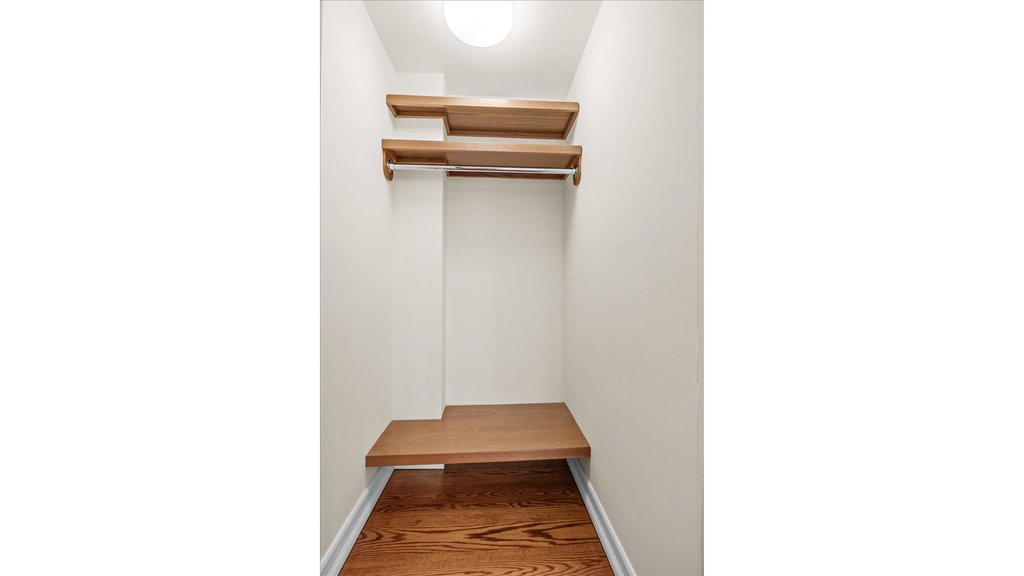 3511 Cambridge Avenue, Unit 3F photo 11