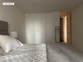 300 East 40th Street, Unit 19J photo 15