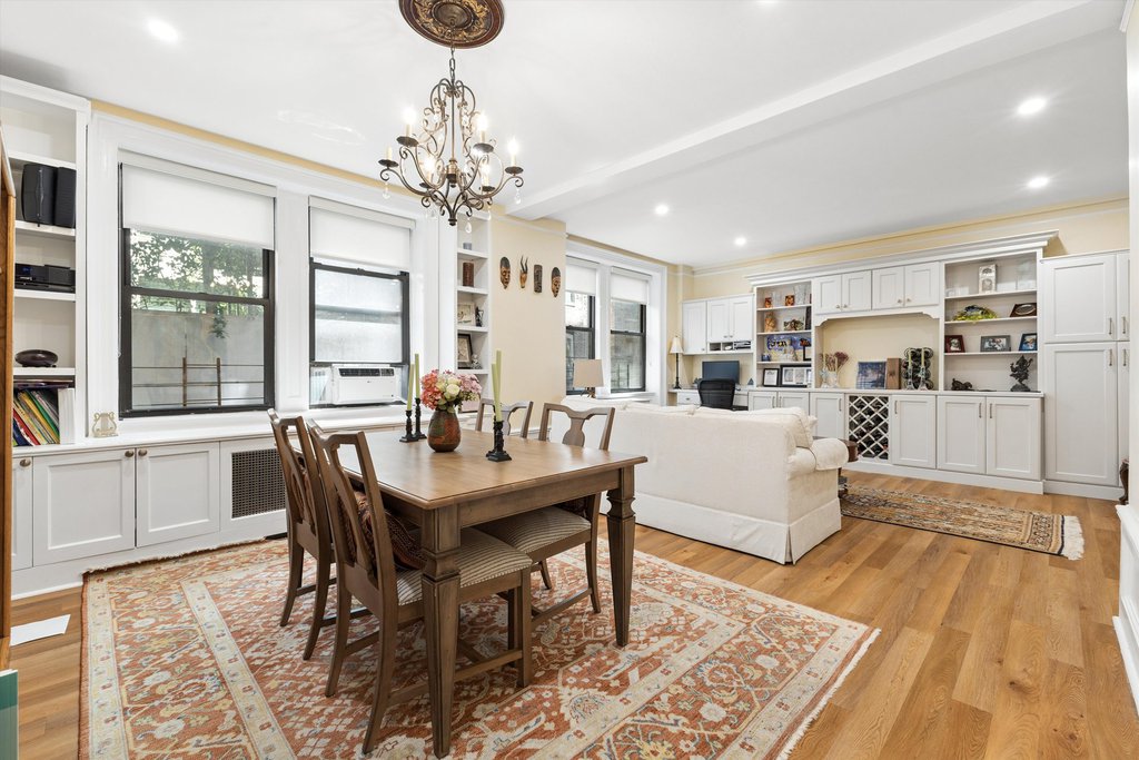 119 West 71st Street, Unit 2C photo 2